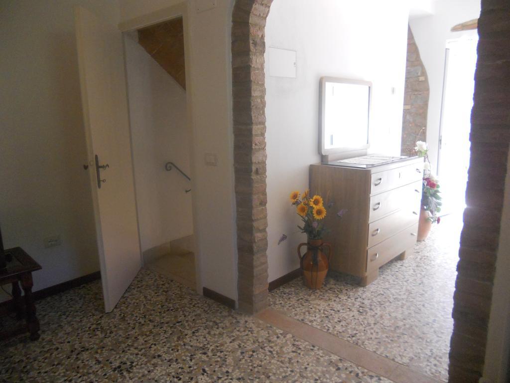 Apartment Casa Antica Chianni Habitación foto